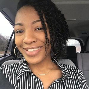 Meet your Posher, Raelyn